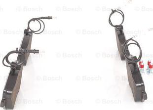 BOSCH 0 986 494 098 - Тормозные колодки, дисковые, комплект unicars.by