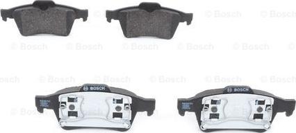 BOSCH 0 986 494 032 - Тормозные колодки, дисковые, комплект unicars.by