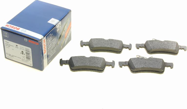 BOSCH 0 986 494 811 - Тормозные колодки, дисковые, комплект unicars.by