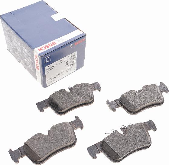 BOSCH 0 986 494 812 - Тормозные колодки, дисковые, комплект unicars.by