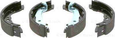 BOSCH 0 986 487 581 - Комплект тормозных колодок, барабанные unicars.by