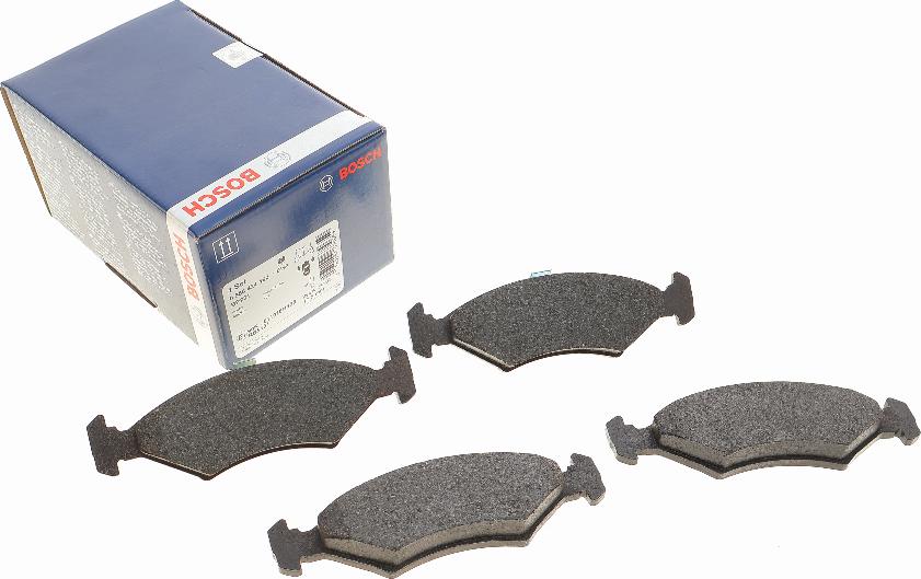 BOSCH 0 986 424 462 - Тормозные колодки, дисковые, комплект unicars.by