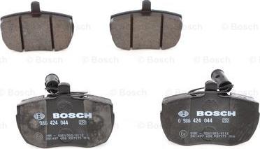 BOSCH 0 986 424 044 - Тормозные колодки, дисковые, комплект unicars.by