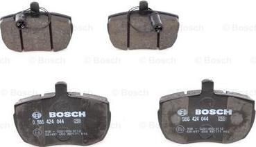 BOSCH 0 986 424 044 - Тормозные колодки, дисковые, комплект unicars.by