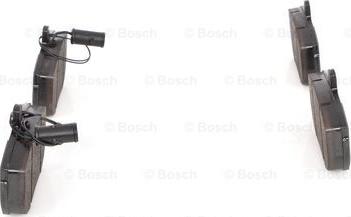 BOSCH 0 986 424 044 - Тормозные колодки, дисковые, комплект unicars.by