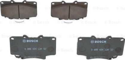 BOSCH 0 986 424 134 - Тормозные колодки, дисковые, комплект unicars.by