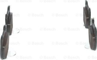 BOSCH 0 986 424 827 - Тормозные колодки, дисковые, комплект unicars.by