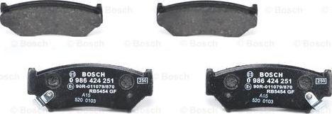 BOSCH 0 986 424 251 - Тормозные колодки, дисковые, комплект unicars.by