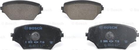 BOSCH 0 986 424 719 - Тормозные колодки, дисковые, комплект unicars.by