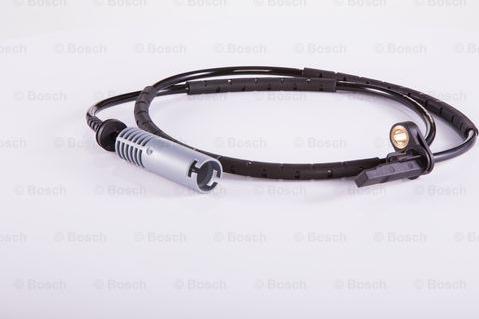 BOSCH 0 986 594 565 - Датчик ABS, частота вращения колеса unicars.by