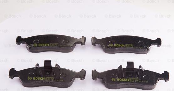 BOSCH 0 986 BB0 982 - Тормозные колодки, дисковые, комплект unicars.by