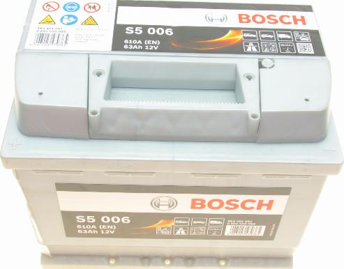 BOSCH 0 092 S50 060 - Стартерная аккумуляторная батарея, АКБ unicars.by