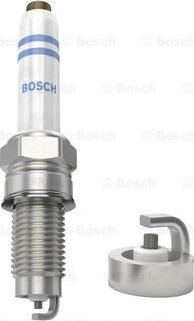 BOSCH 0 241 140 535 - Свеча зажигания unicars.by