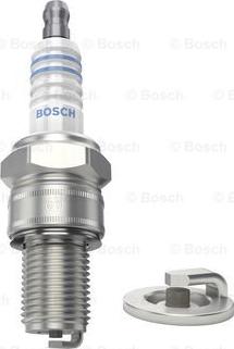 BOSCH 0 241 245 581 - Свеча зажигания unicars.by