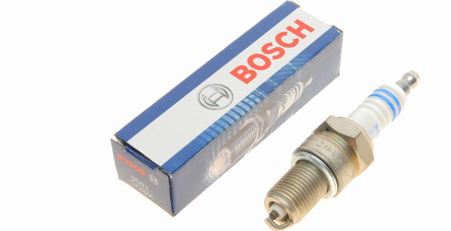 BOSCH 0 241 229 715 - Свеча зажигания unicars.by