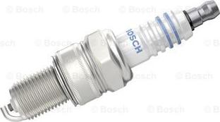 BOSCH 0 241 235 755 - Свеча зажигания unicars.by