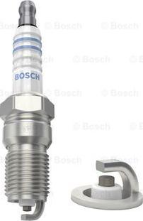 BOSCH 0 242 245 527 - Свеча зажигания unicars.by