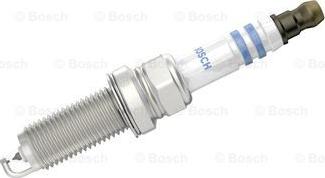 BOSCH 0 242 140 550 - Свеча зажигания unicars.by