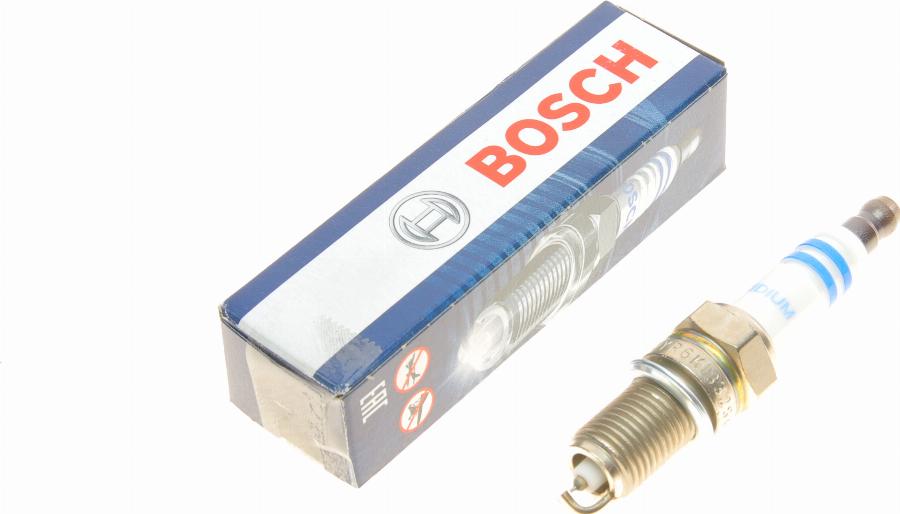 BOSCH 0 242 140 514 - Свеча зажигания unicars.by