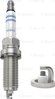 BOSCH 0 242 140 530 - Свеча зажигания unicars.by