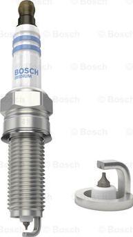 BOSCH 0 242 140 515 - Свеча зажигания unicars.by