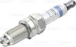 BOSCH 0 242 132 501 - Свеча зажигания unicars.by