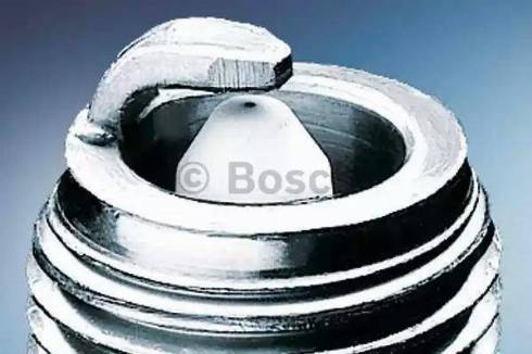 BOSCH 0 242 245 557 - Свеча зажигания unicars.by