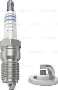 BOSCH 0 242 240 591 - Свеча зажигания unicars.by