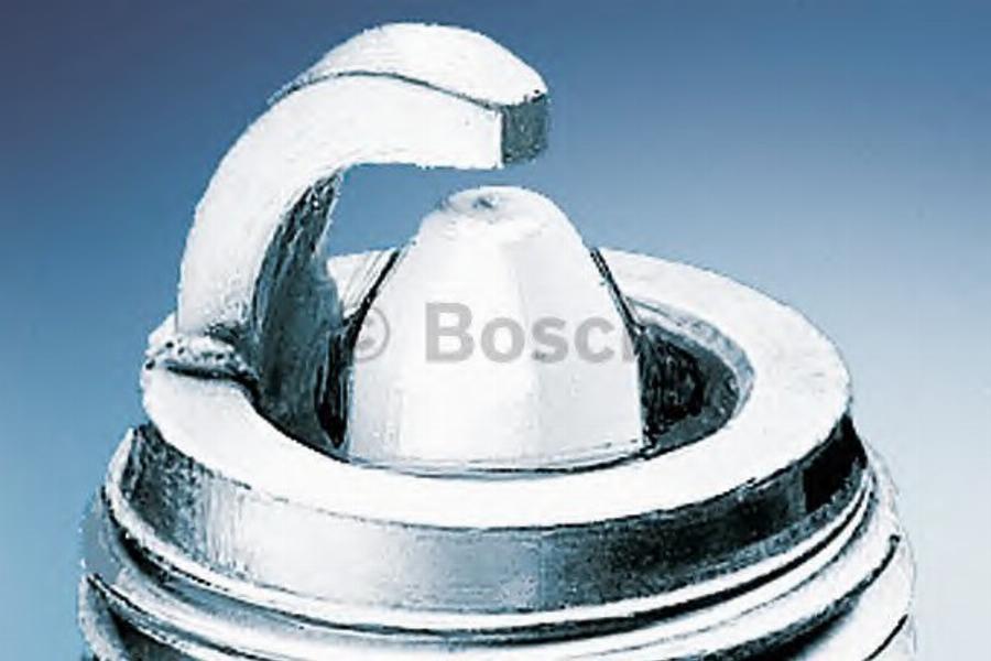 BOSCH 0 242 240 521 - Свеча зажигания unicars.by