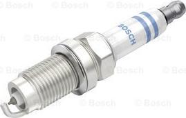 BOSCH 0 242 240 665 - Свеча зажигания unicars.by