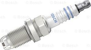 BOSCH 0 242 235 914 - Свеча зажигания unicars.by