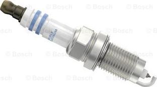 BOSCH 0 242 235 984 - Свеча зажигания unicars.by