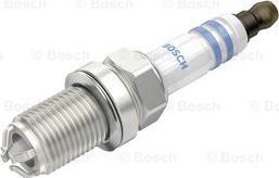 BOSCH 0 242 235 981 - Свеча зажигания unicars.by