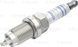 BOSCH 0 242 235 692 - Свеча зажигания unicars.by