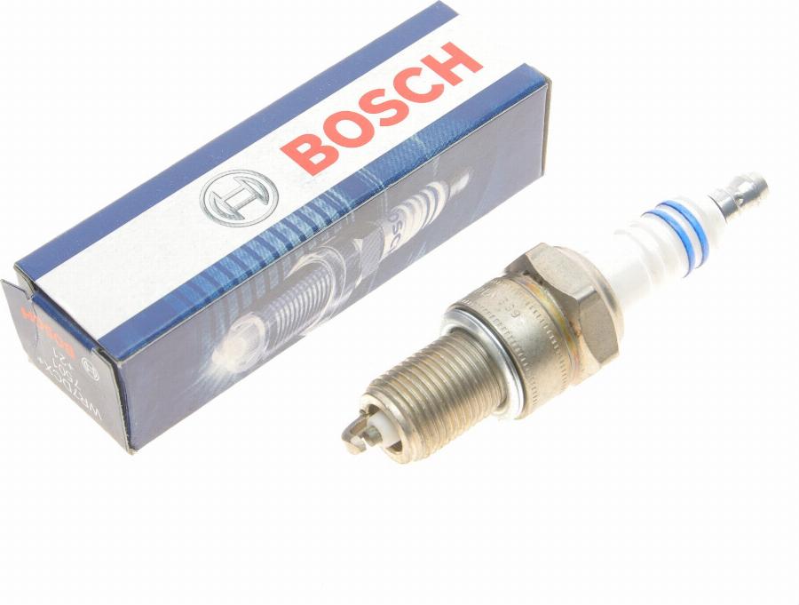 BOSCH 0 242 235 707 - Свеча зажигания unicars.by