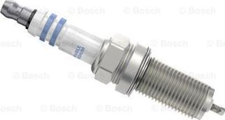 BOSCH 0 242 236 593 - Свеча зажигания unicars.by