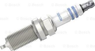 BOSCH 0 242 236 593 - Свеча зажигания unicars.by