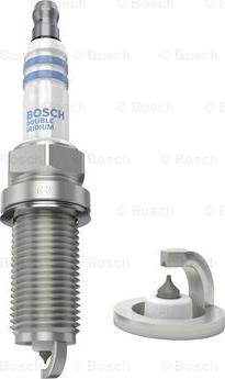 BOSCH 0 242 236 593 - Свеча зажигания unicars.by