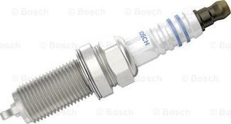 BOSCH 0 242 236 694 - Свеча зажигания unicars.by