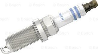 BOSCH 0 242 236 673 - Свеча зажигания unicars.by