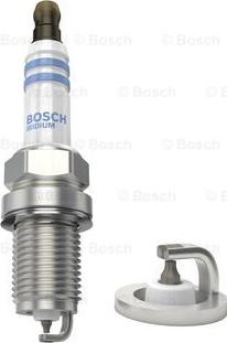 BOSCH 0 242 240 653 - Свеча зажигания unicars.by