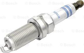 BOSCH 0 242 230 610 - Свеча зажигания unicars.by