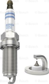 BOSCH 0 242 236 673 - Свеча зажигания unicars.by