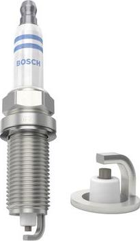 BOSCH 0 242 230 624 - Свеча зажигания unicars.by