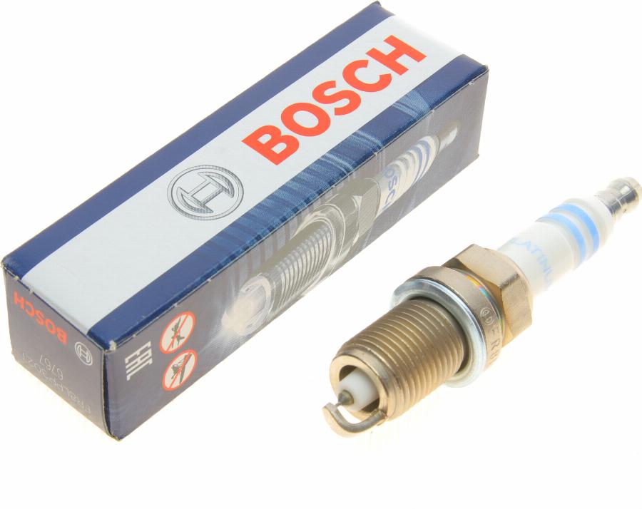 BOSCH 0 242 230 626 - Свеча зажигания unicars.by