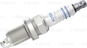 BOSCH 0 242 230 806 - Свеча зажигания unicars.by