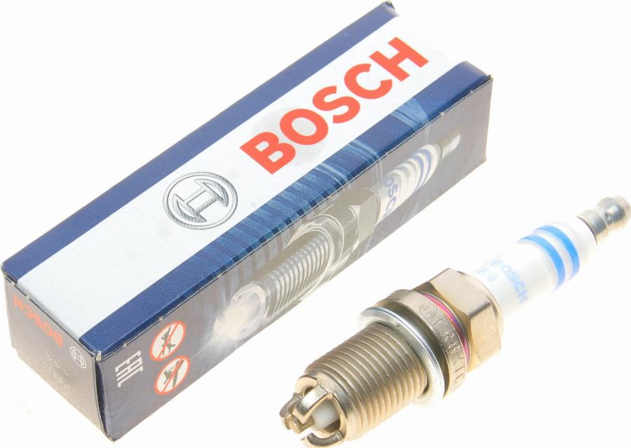 BOSCH 0 242 229 799 - Свеча зажигания unicars.by