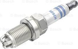 BOSCH 0 242 229 924 - Свеча зажигания unicars.by