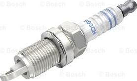 BOSCH 0 242 225 537 - Свеча зажигания unicars.by