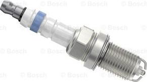 BOSCH 0 242 232 501 - Свеча зажигания unicars.by